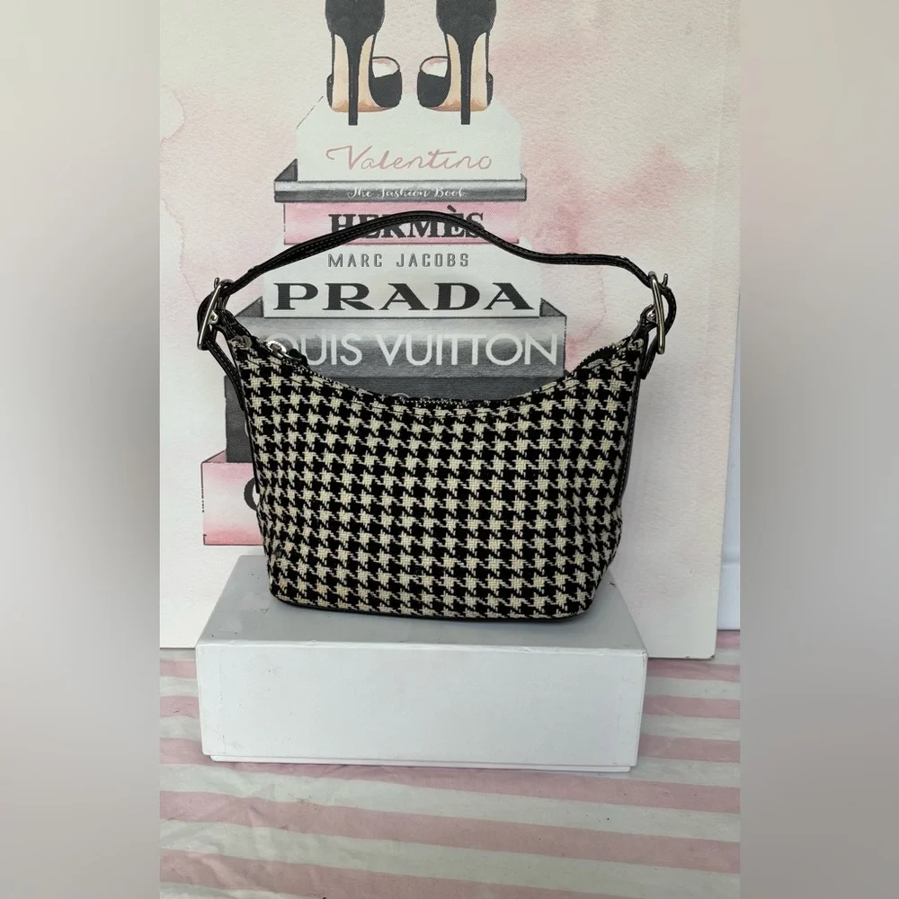 Vintage Y2K Coach Wool Houndstooth Demi Shoulder Baguette Bag #G2J-7711 9.5”x6”